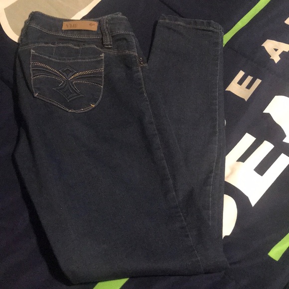 Jeans - Picture 6 of 7